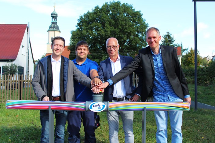 Inbetriebnahme Glasfasernetz Güldengossa Störmthal